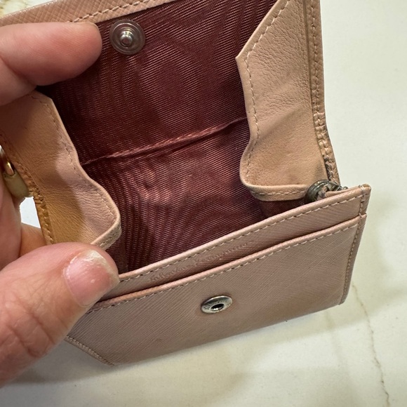 Salvatore Ferragamo Gancini Compact Wallet - Picture 6 of 8